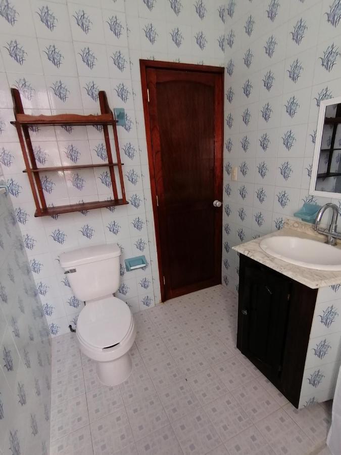 Don Luis Hostal - Sucursal Hidalgo - טקולוטלה מראה חיצוני תמונה